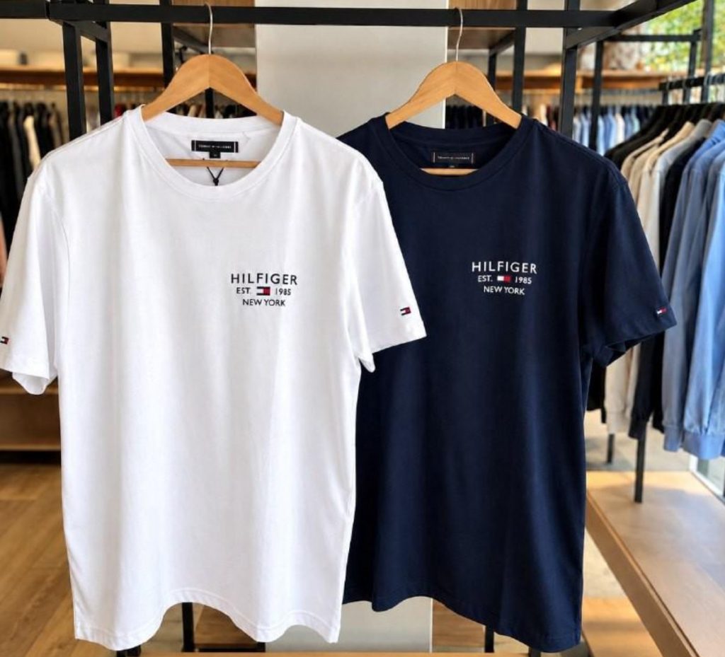 CAMISETA DA TOMMY PRA VOCÊ ARRASAR ATÉ NA FILA DO PÃO!