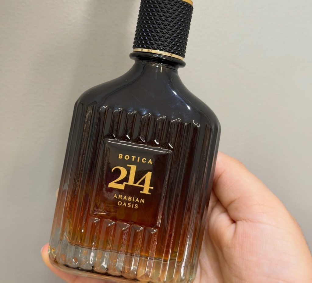 ESSE PERFUME É O TAPA NA CARA DO MAU ODOR!