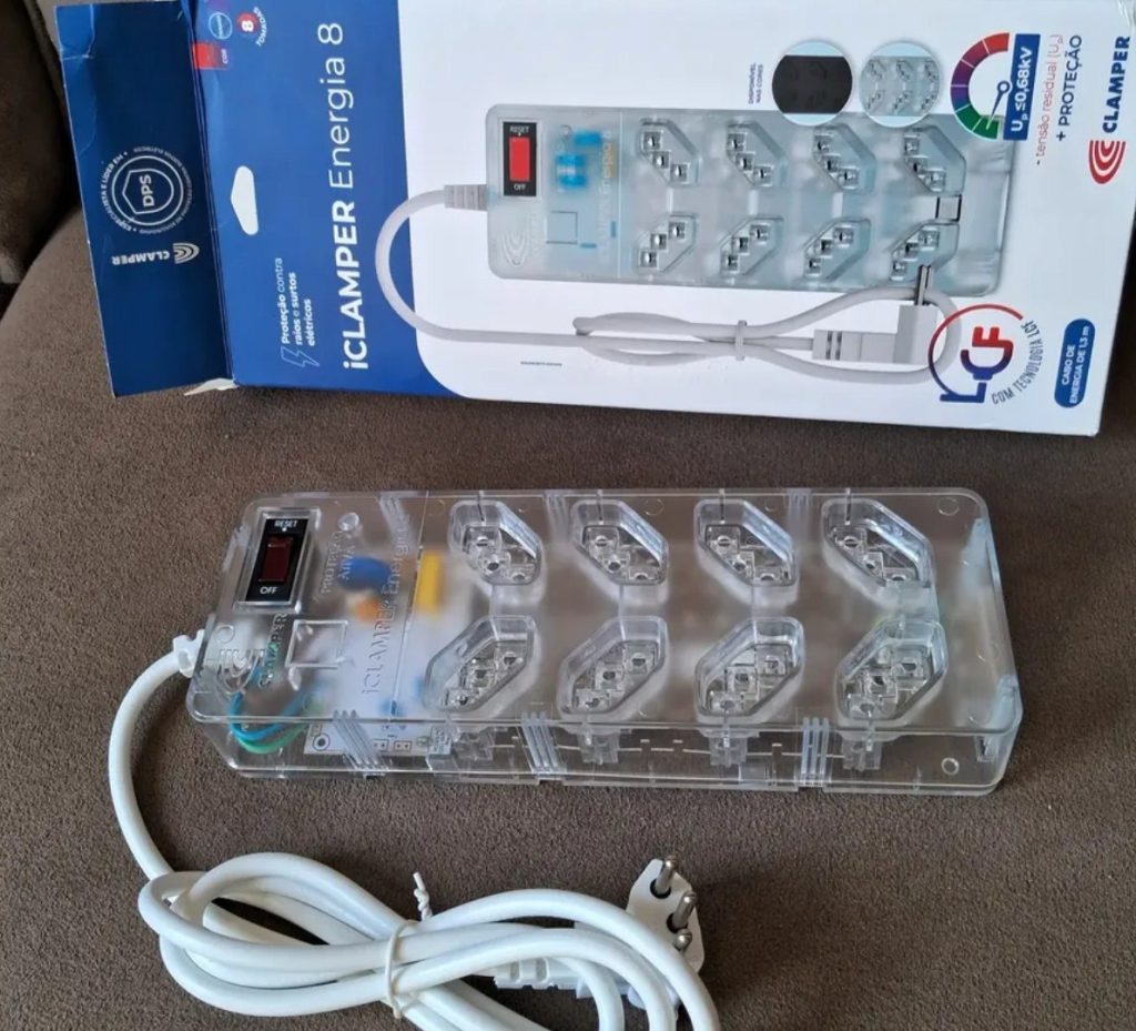 Filtro de Linha Clamper com 8 Tomadas Bivolt Transparente
