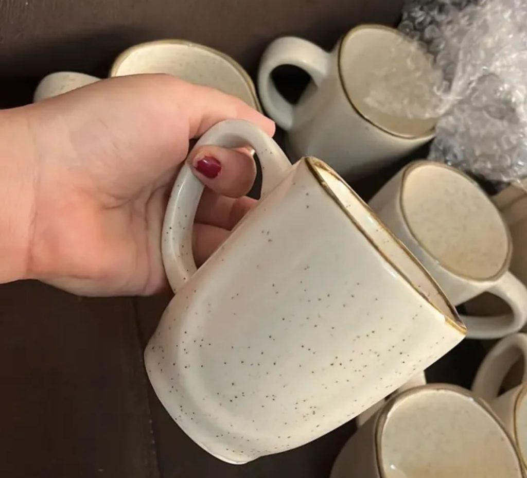 CANECA PRA NÃO DEIXAR A CACHAÇA ESPERANDO, PARÇA!