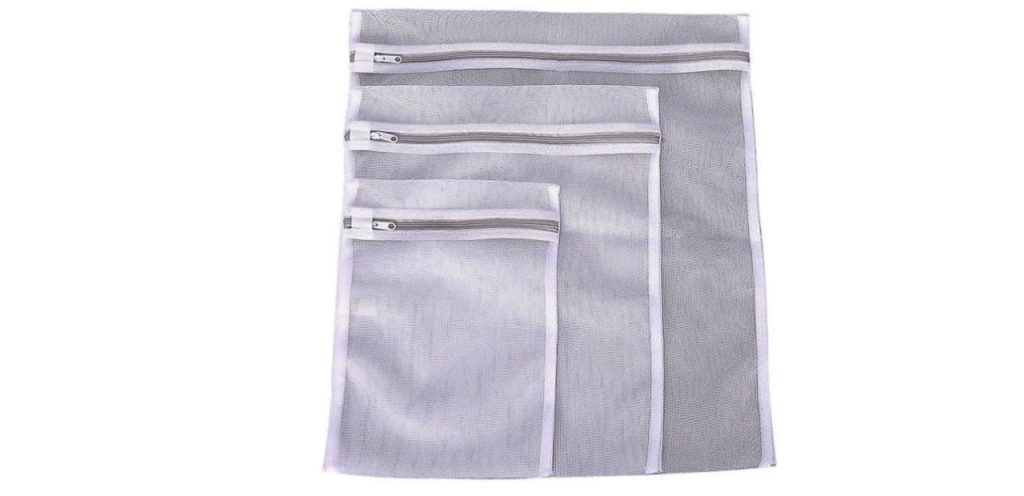 Oikos - Kit 3 Sacos para Lavar Roupas Delicadas P, M e G com Zíper