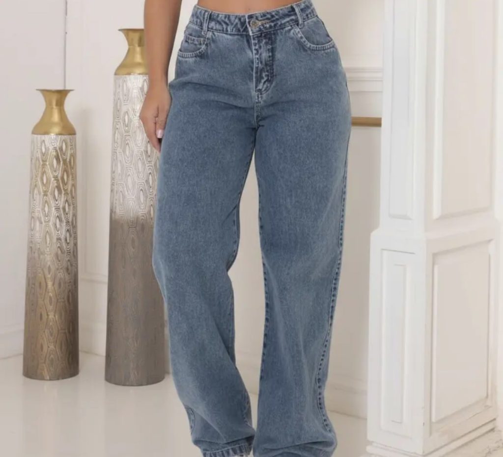 CALÇA JEANS QUE É UM VERDADEIRO ABRAÇO NA CINTURA, PARÇA!