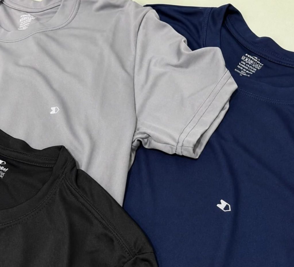 CAMISETA QUE SECA MAIS RÁPIDO QUE FOFOCA NA FILA DO PÃO!