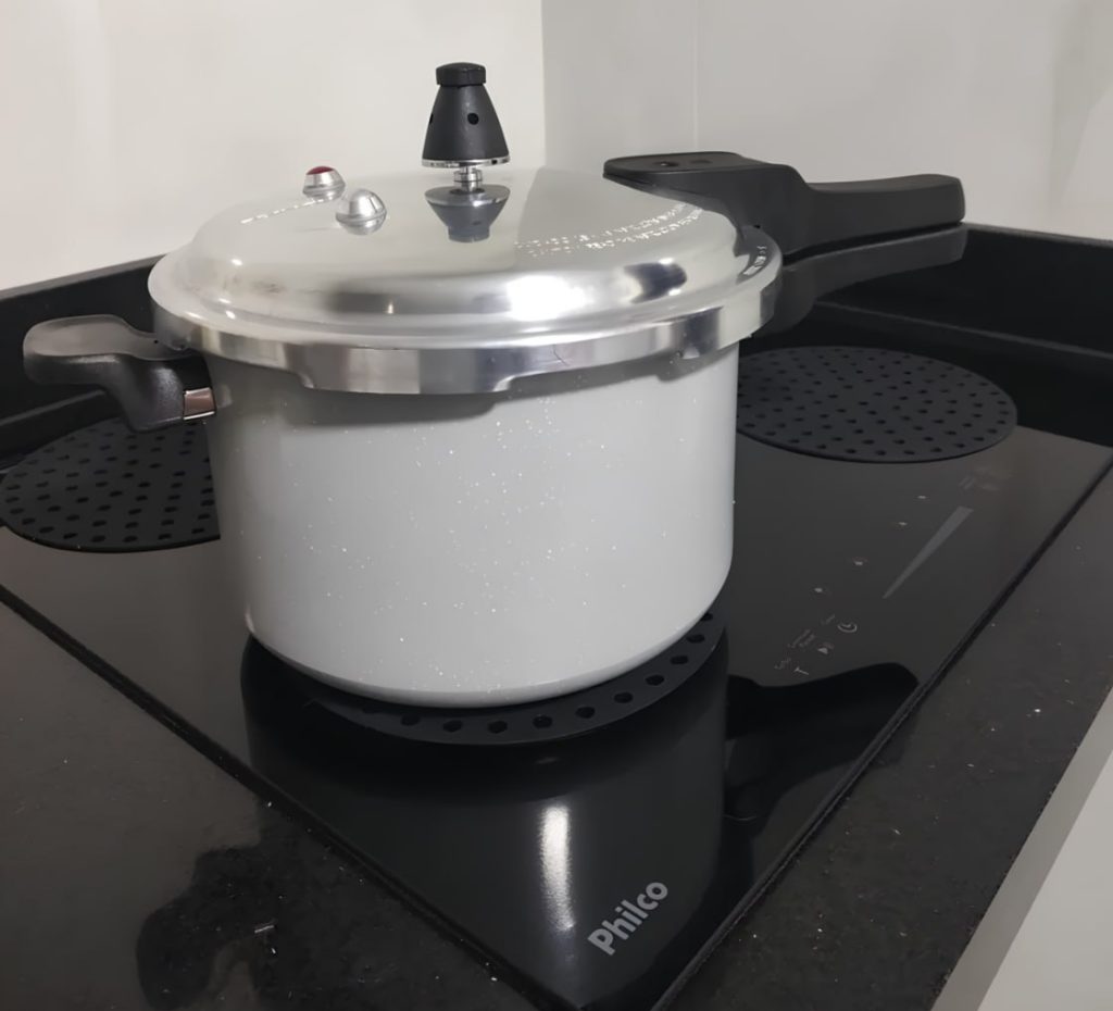 MANO ESSE  PANELA PRESSÃO FECHAMENTO EXTERNO RESOLVE TUDO