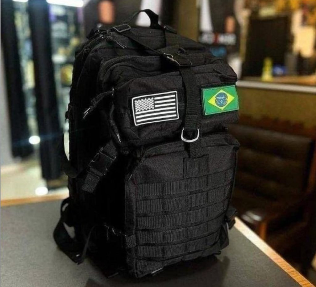 Mochila Tática Impermeável Reforçada 50L